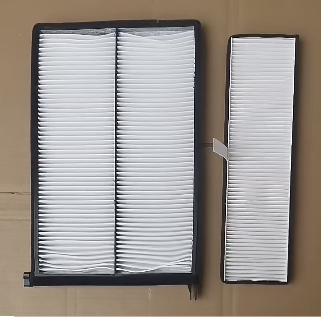 Élément de filtre à air pour chargeuse sur pneus